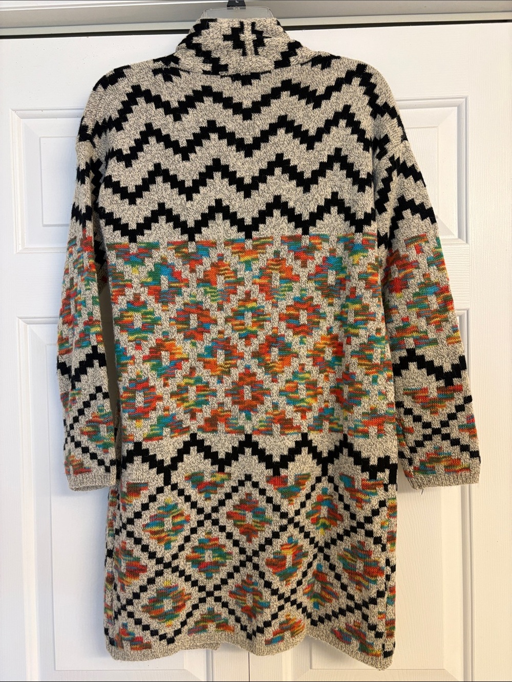 Aztec sweater - Picture 5 of 6